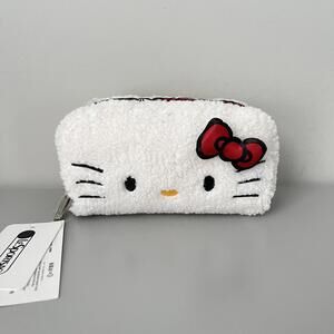 Lesportsac Fluffy Hello Kitty Rectangular Cosmetic Bag NWT